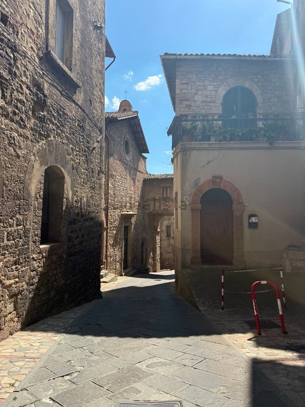 appartamento in affitto a Todi