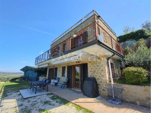 casa indipendente in affitto a Torgiano