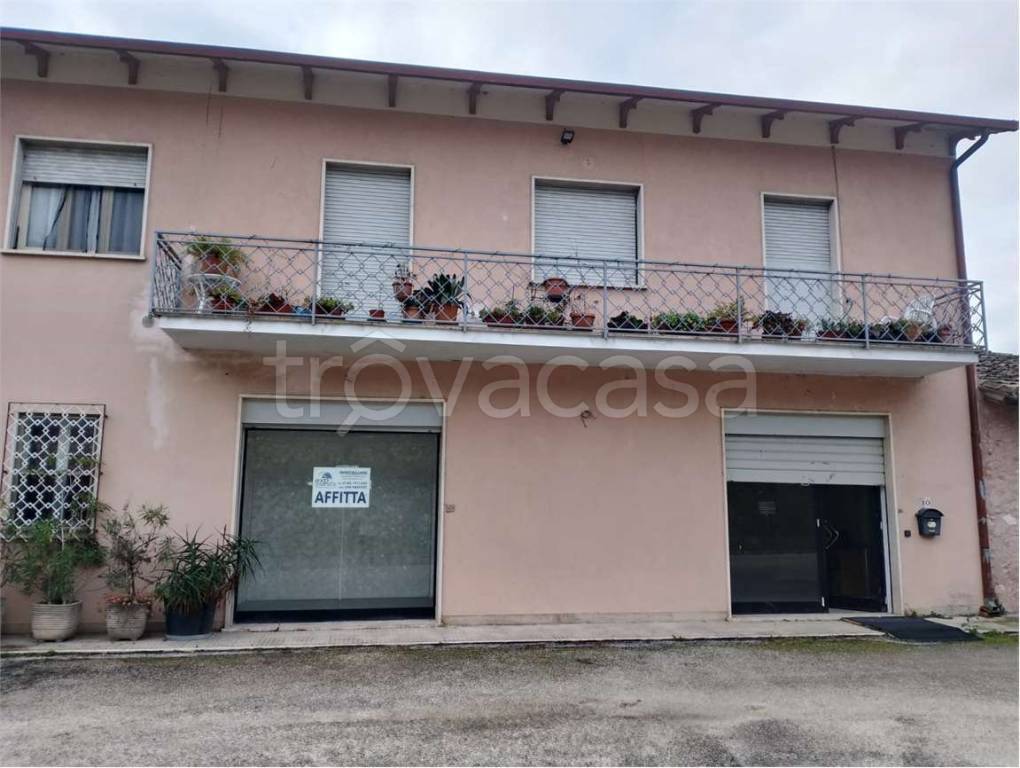 monolocale in affitto a Trevi