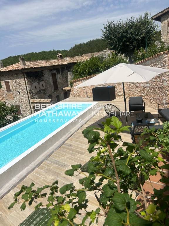 appartamento in affitto a Trevi in zona Coste