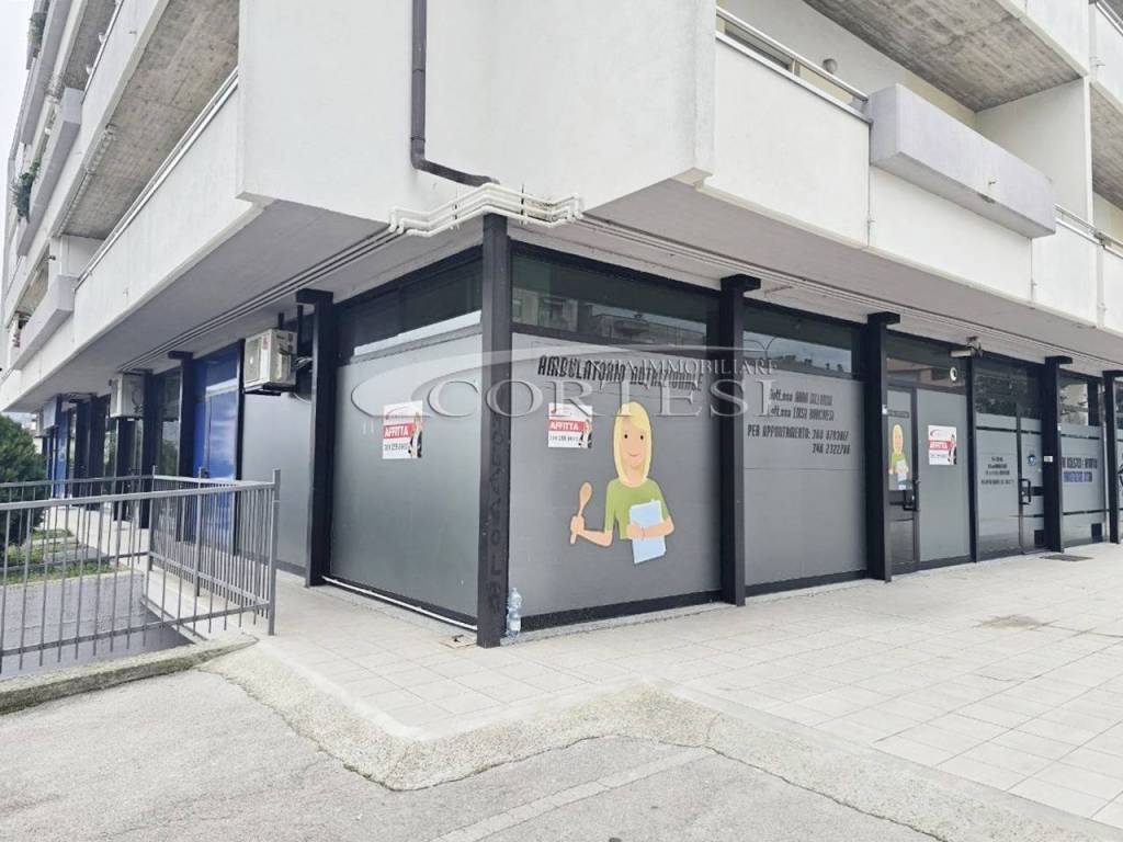 negozio in affitto ad Umbertide