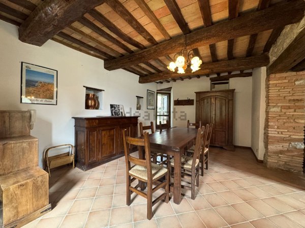 appartamento in affitto ad Umbertide in zona Badia