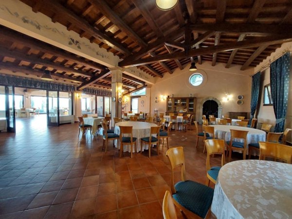 negozio in affitto ad Amelia