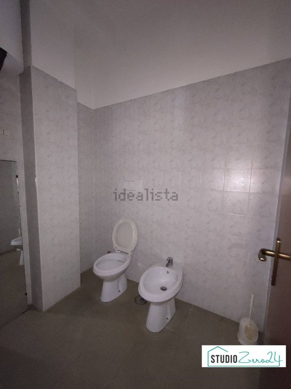 locale commerciale in affitto ad Amelia