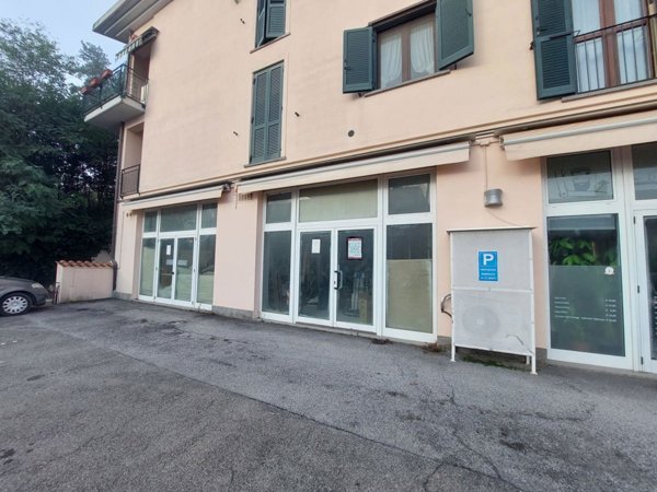 negozio in affitto ad Amelia