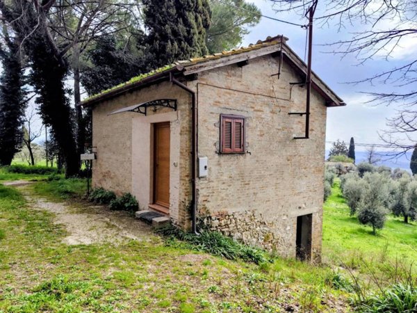 casa indipendente in affitto ad Amelia