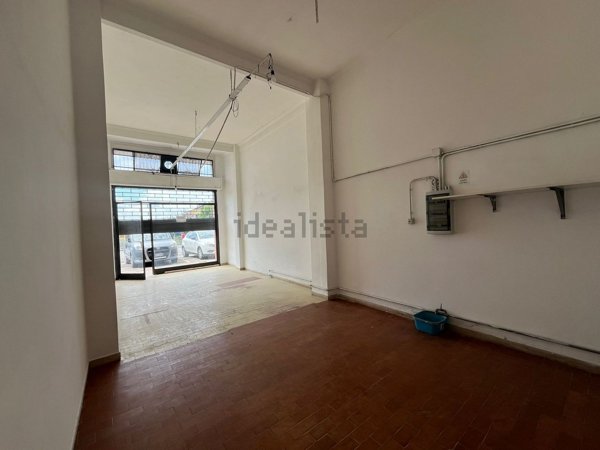 locale commerciale in affitto ad Amelia