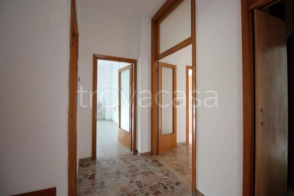 ufficio in affitto ad Amelia