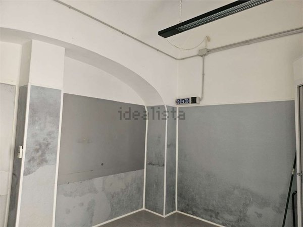 locale commerciale in affitto ad Amelia