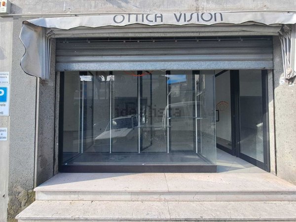 locale commerciale in affitto ad Amelia