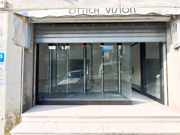 negozio in affitto ad Amelia