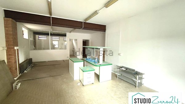 locale commerciale in affitto ad Amelia