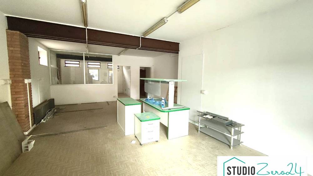 locale commerciale in affitto ad Amelia