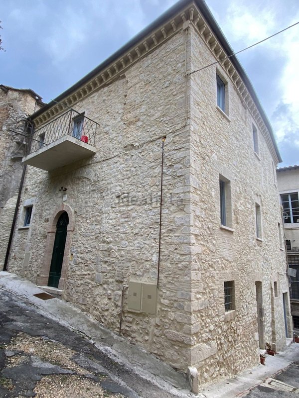appartamento in affitto ad Amelia