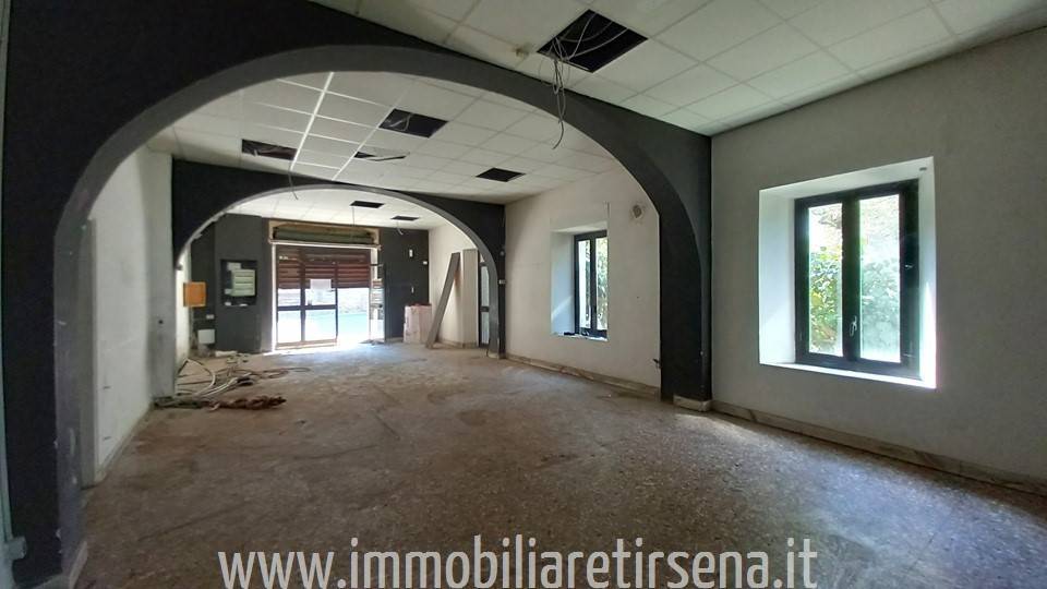 negozio in affitto a Ficulle
