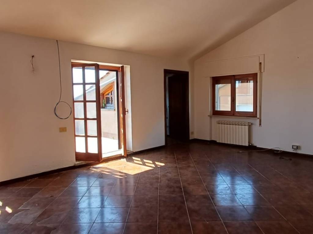 appartamento in affitto a Giove