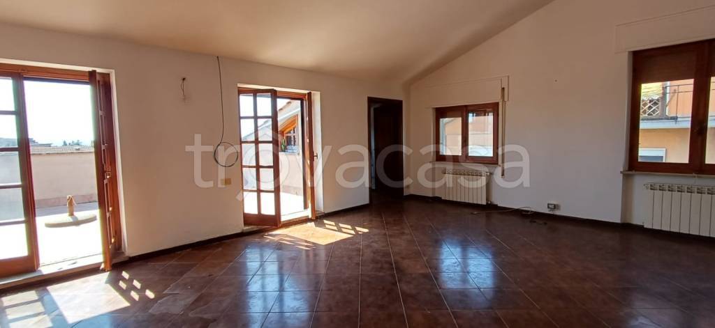appartamento in affitto a Giove