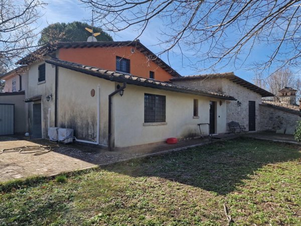casa indipendente in affitto a Lugnano in Teverina