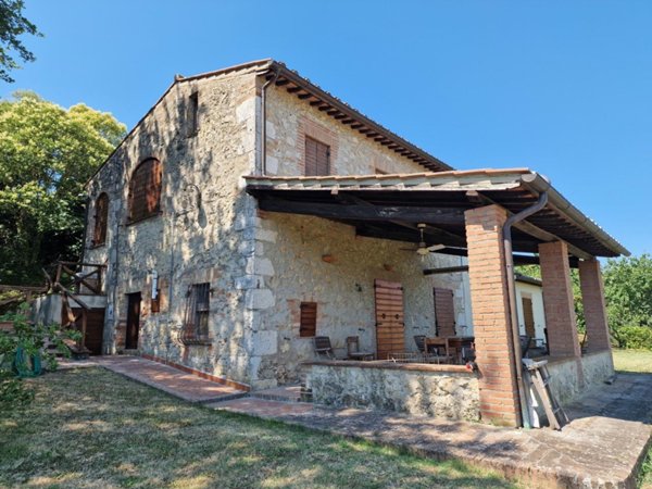 casa indipendente in affitto a Lugnano in Teverina