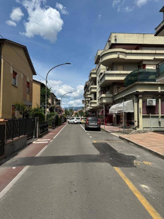 negozio in affitto a Narni
