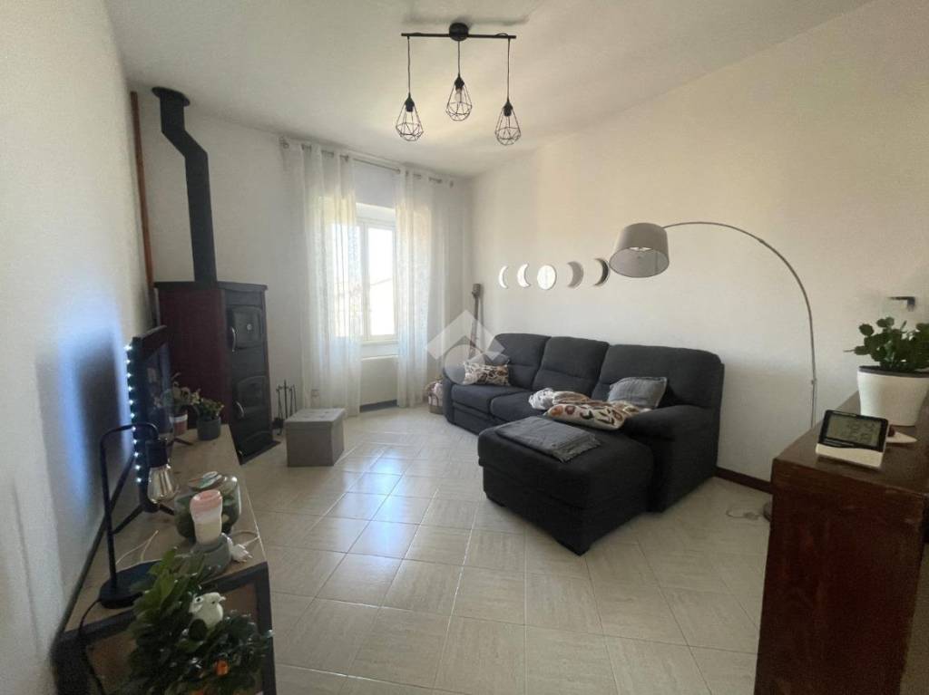 appartamento in affitto a Narni