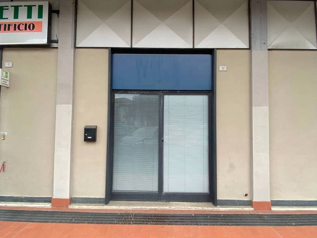 negozio in affitto a Narni in zona Narni Scalo