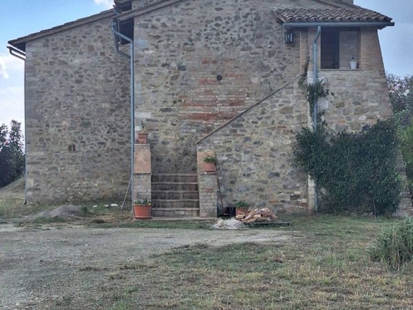 casa indipendente in affitto ad Orvieto in zona Colonnetta di Prodo