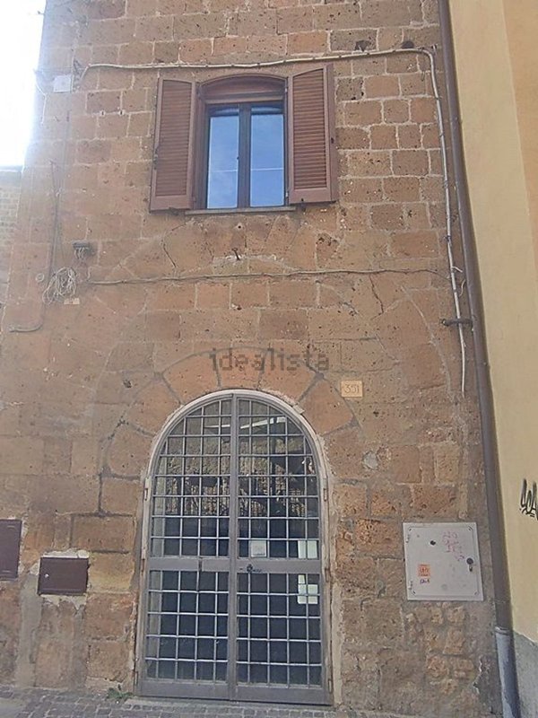 negozio in affitto ad Orvieto