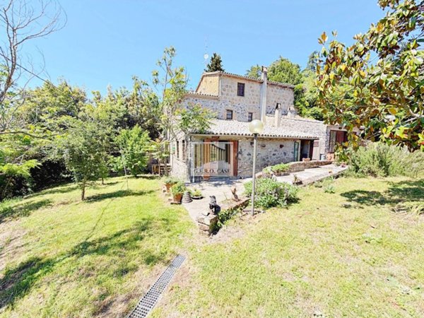 casa indipendente in affitto ad Orvieto