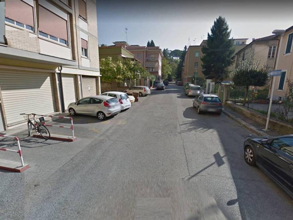 negozio in affitto a Terni