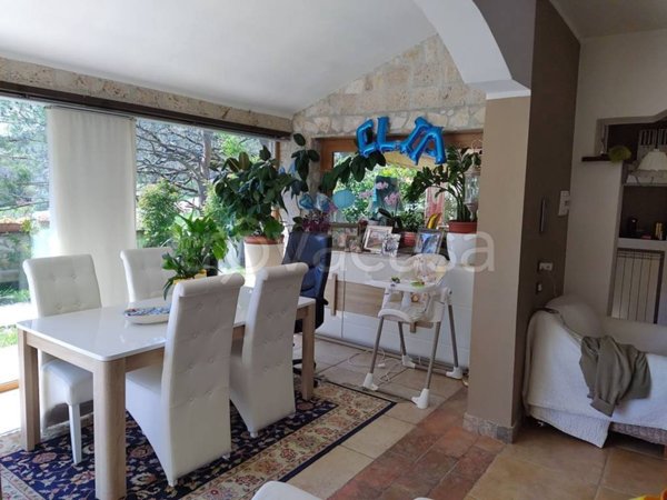 casa indipendente in affitto a Terni in zona Marmore