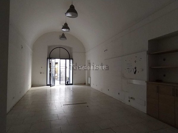 locale commerciale in affitto a Terni