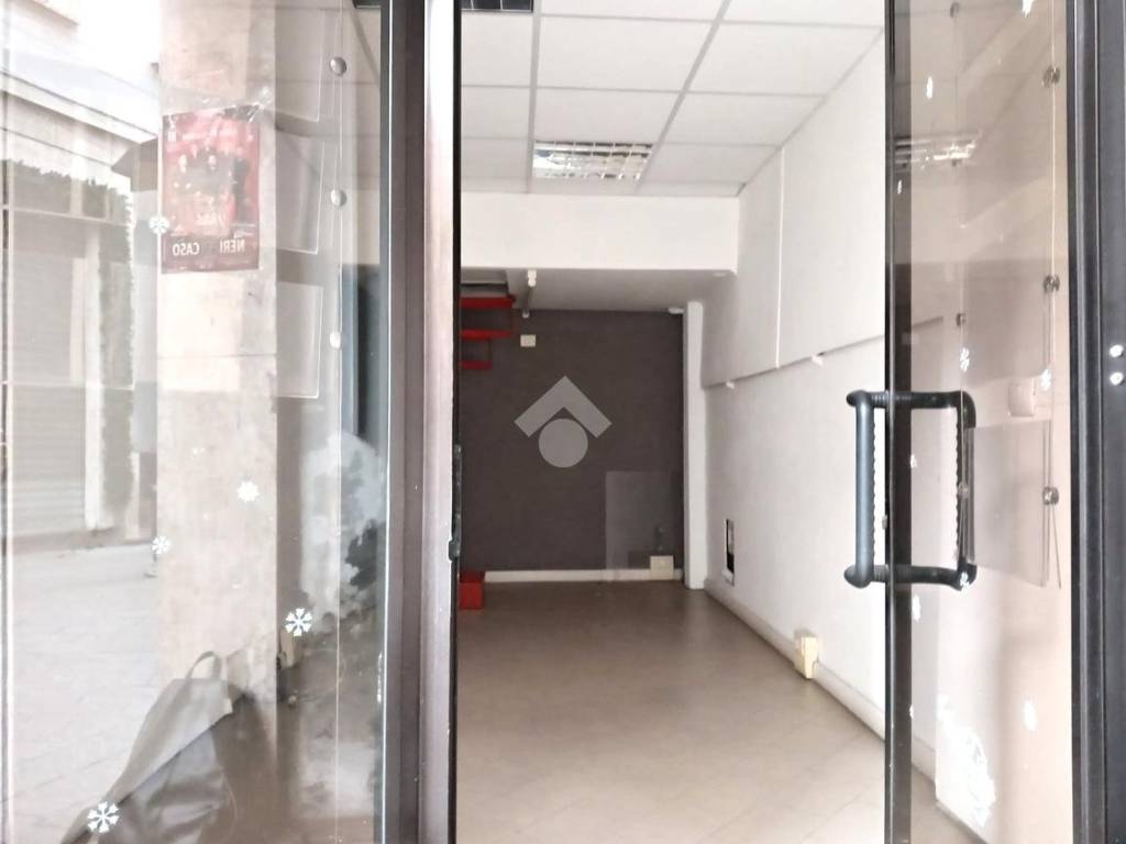 negozio in affitto a Terni in zona Centro Città
