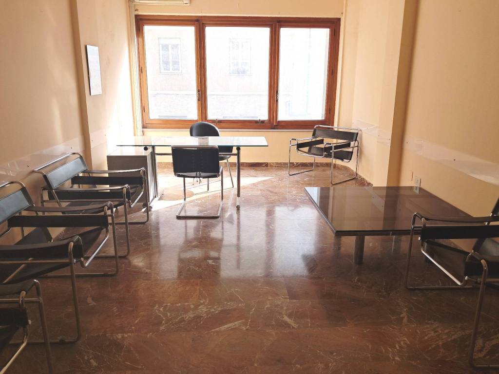 ufficio in affitto a Terni in zona Centro Città