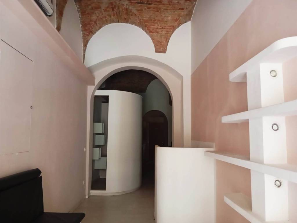 negozio in affitto a Terni in zona Centro Città