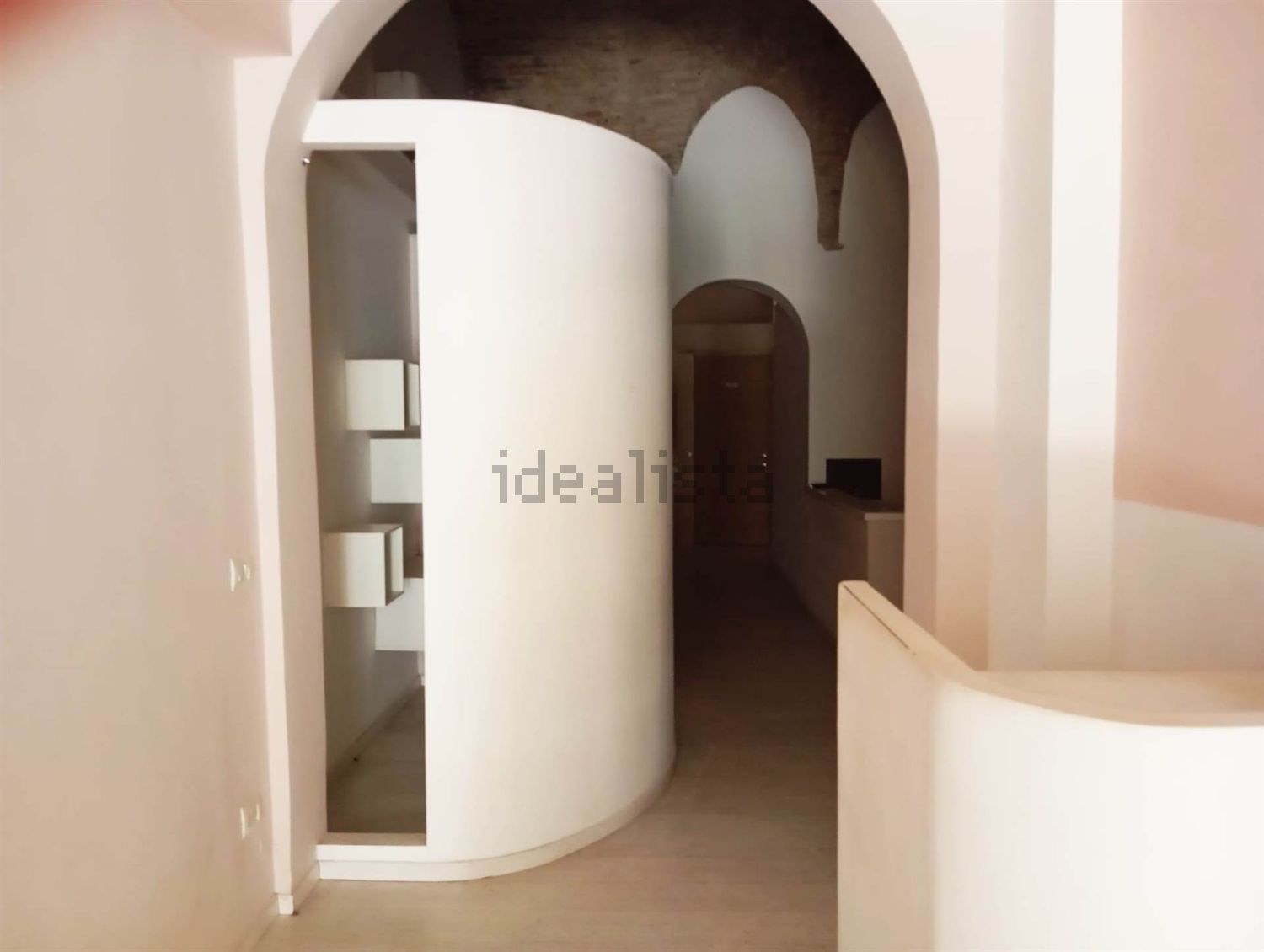locale commerciale in affitto a Terni