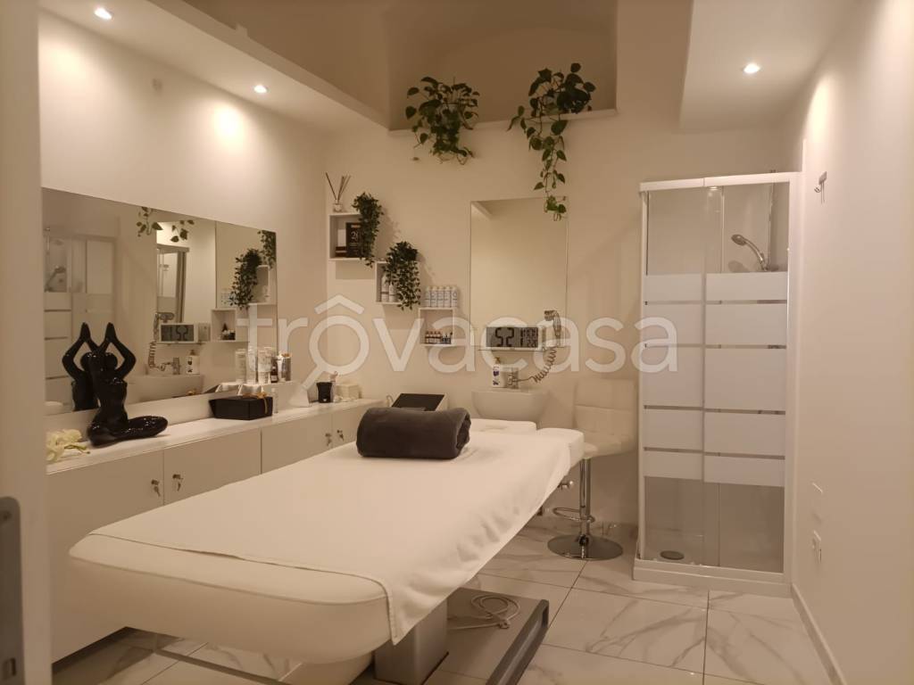 negozio in affitto a Terni in zona Centro Città