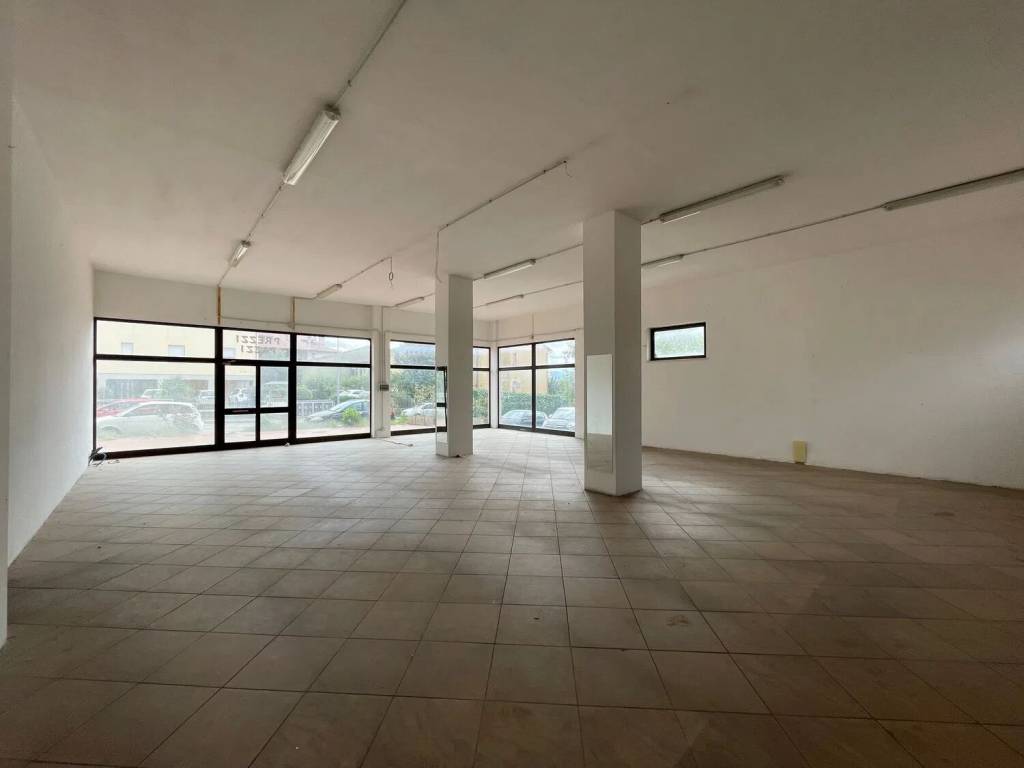 negozio in affitto a Terni in zona Gabelletta