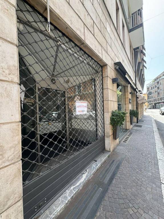 negozio in affitto a Terni in zona Centro Città