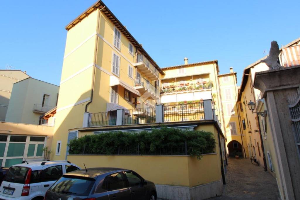appartamento in affitto a Terni in zona Centro Città