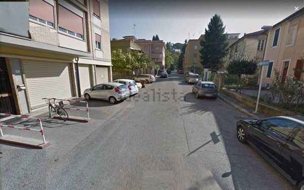 locale commerciale in affitto a Terni