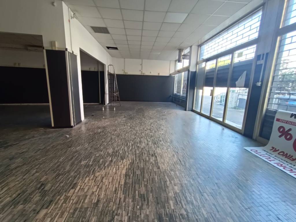 negozio in affitto a Terni in zona Gabelletta