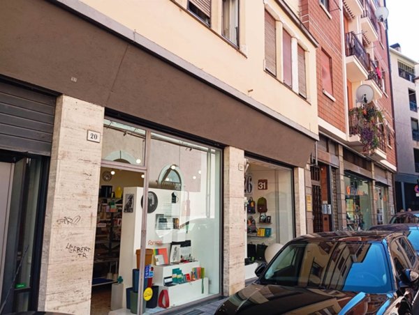 negozio in affitto a Terni in zona Centro Città