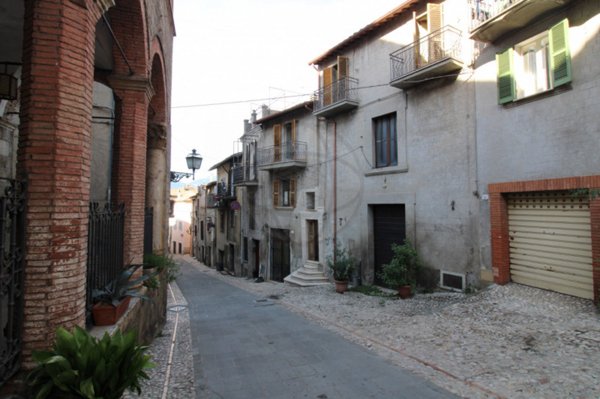 locale commerciale in affitto a Terni in zona Centro Città