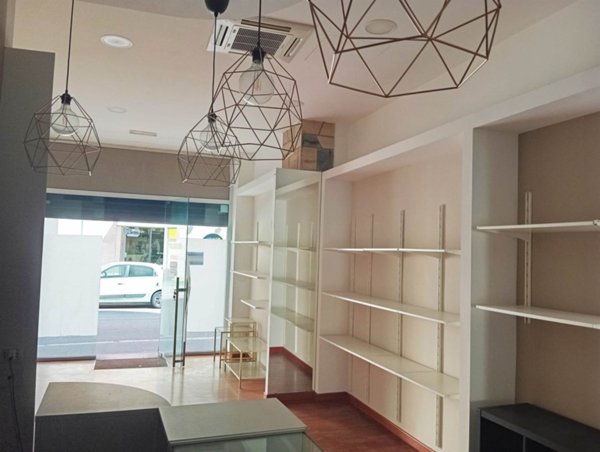 negozio in affitto a Terni in zona Centro Città