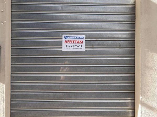 negozio in affitto a Terni