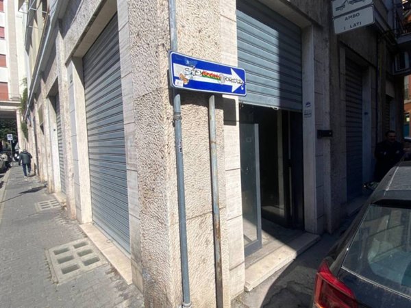 negozio in affitto a Terni in zona Centro Città