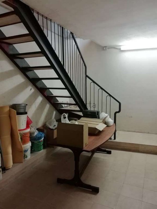 locale commerciale in affitto a Terni