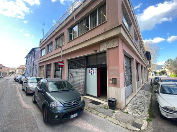locale commerciale in affitto a Terni in zona Centro Città