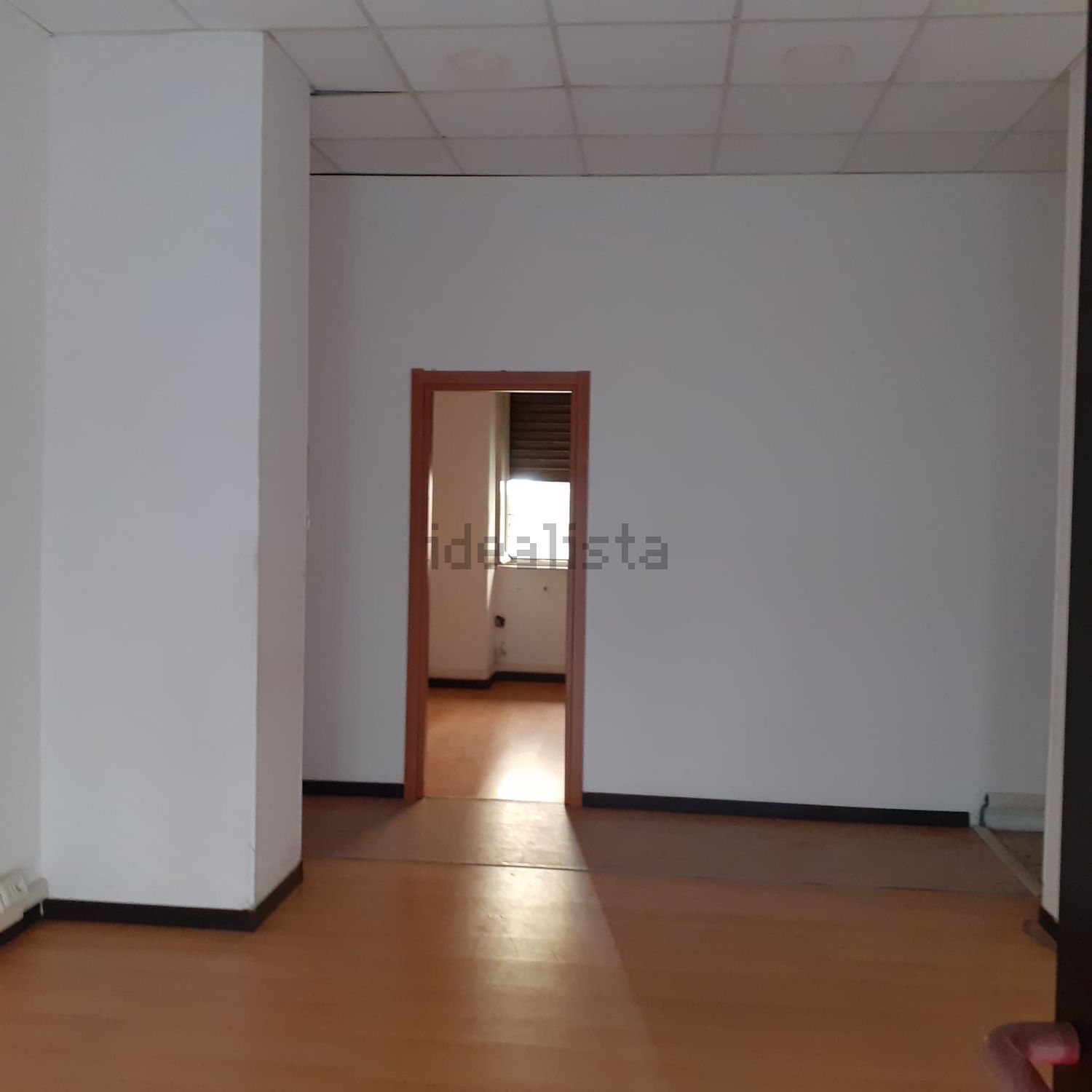 locale commerciale in affitto a Terni